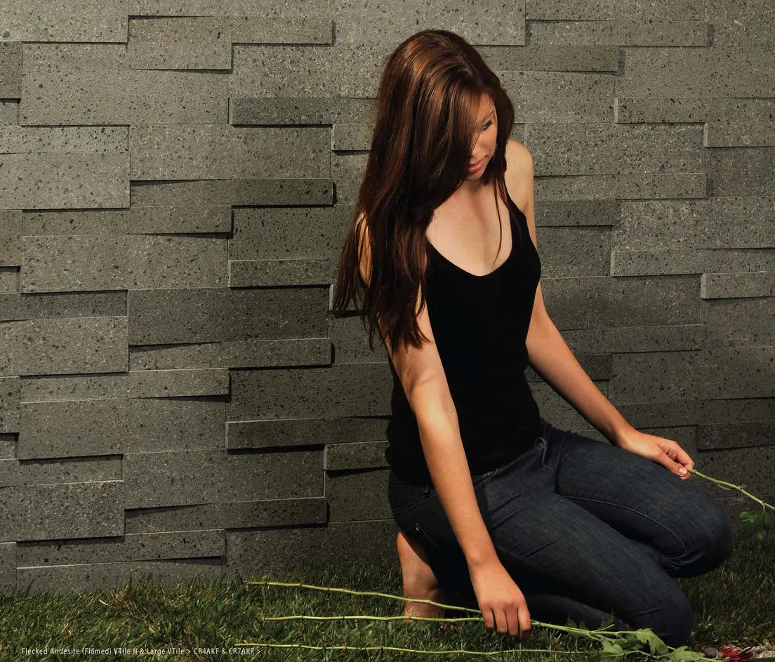 Cladding Large V-Tile Sutra Black 4x16