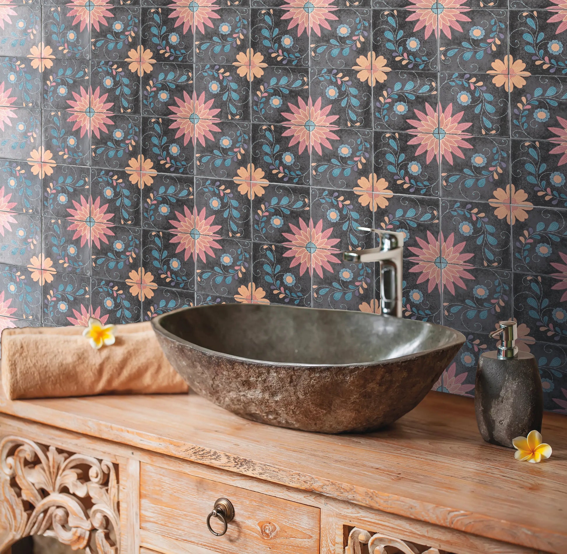 Shop Marcato Marlow Adalina 5x5 |   Artistic Tile & Stone